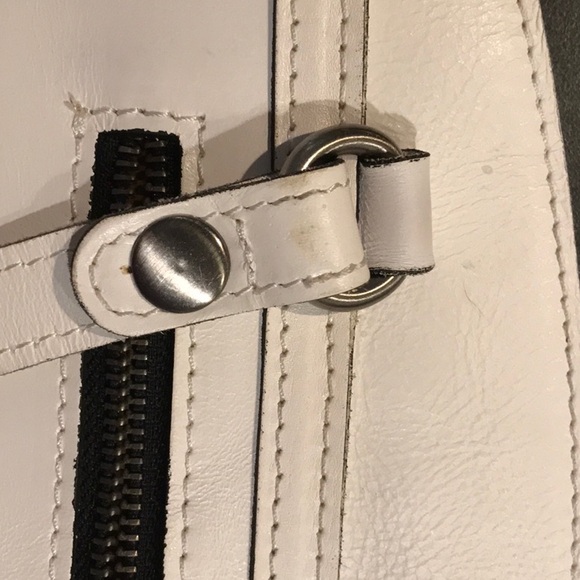 Patricia Nash leather purse - Picture 12 of 13